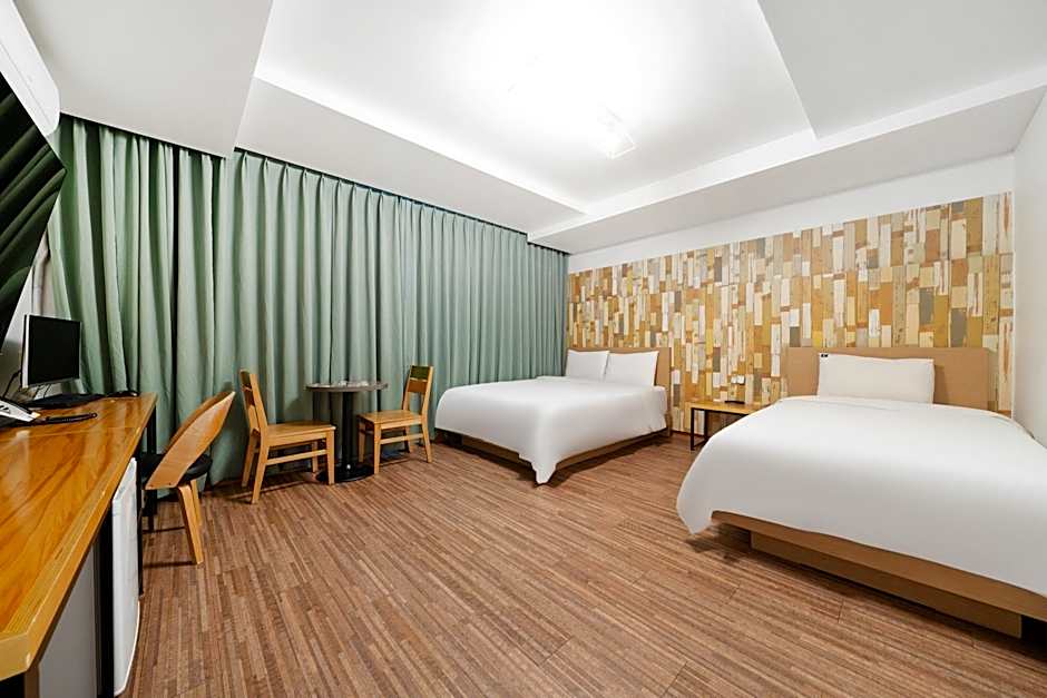 Gangneung Crystal Motel