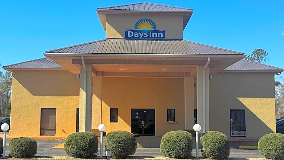 Days Inn by Wyndham Lake City I-10