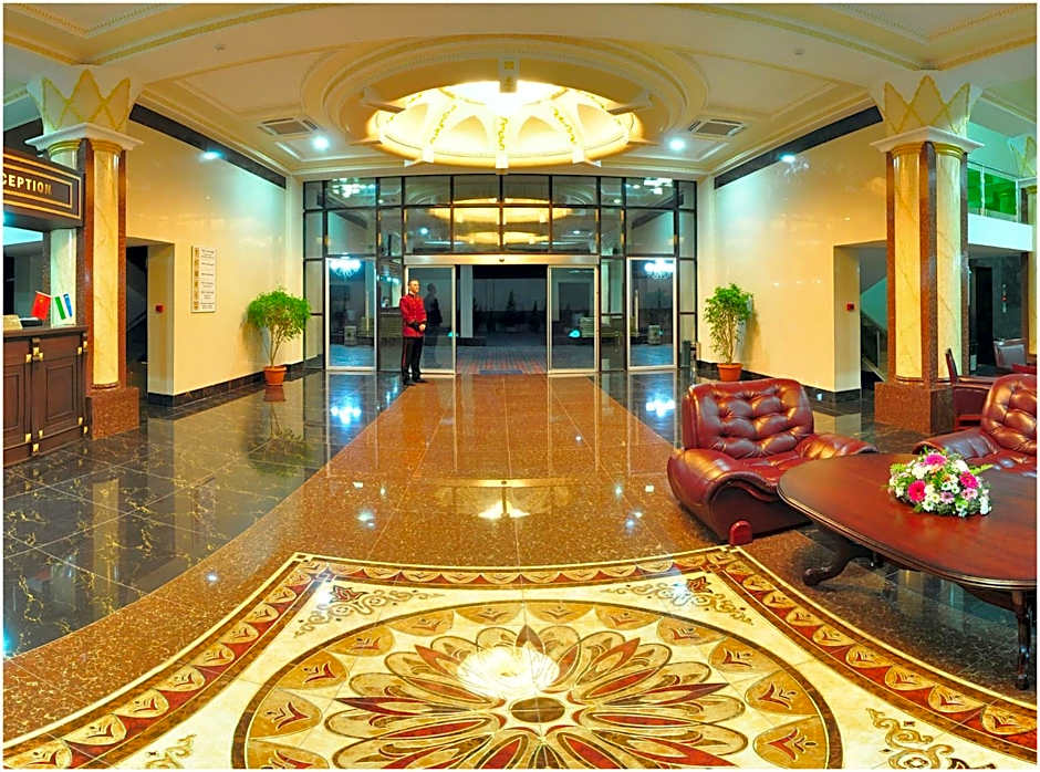Golden Valley Hotel