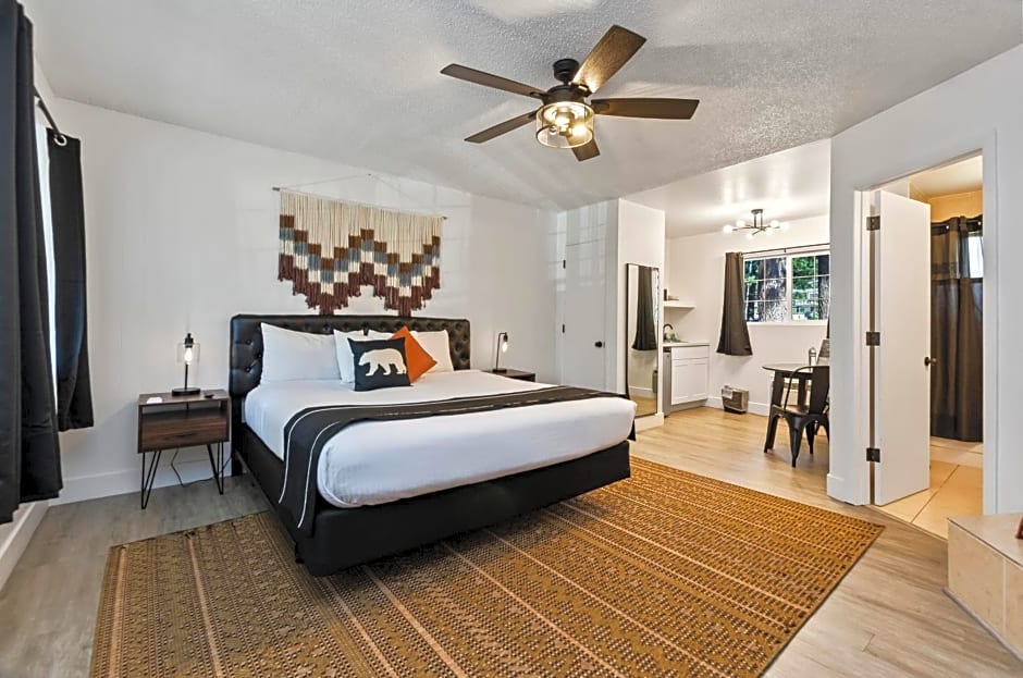The Jeffrey Hotel