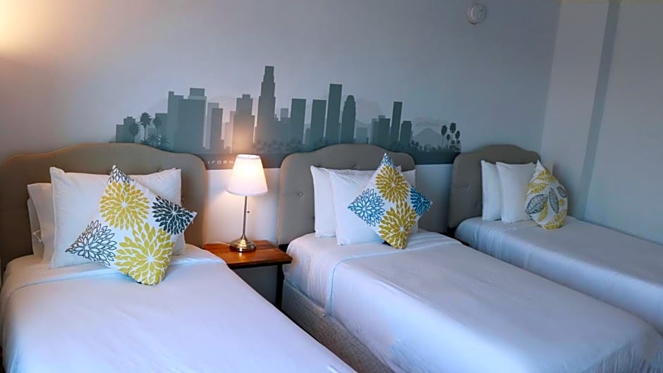 Hometel Suites
