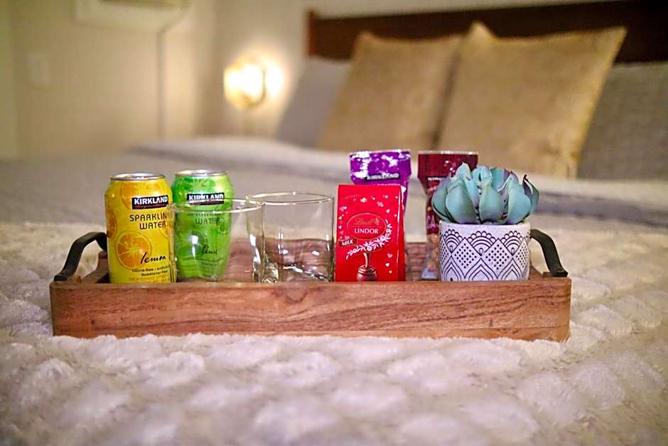 Mid-Century Gem w/King