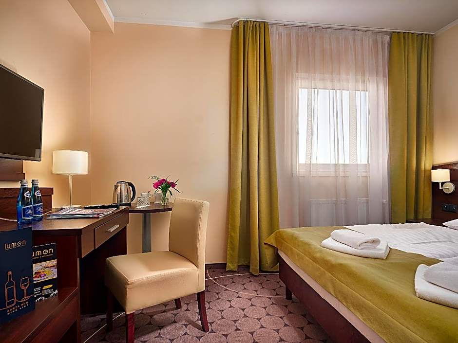 Aparthotel Lumen