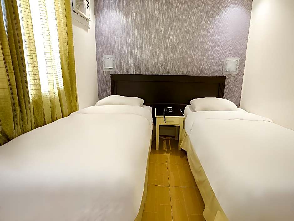 Hotel Euroasia by Bluebookers
