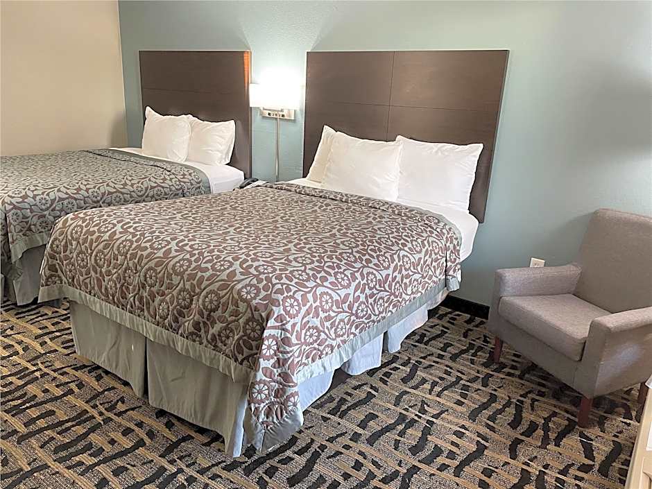 Days Inn & Suites by Wyndham Collierville Germantown Area