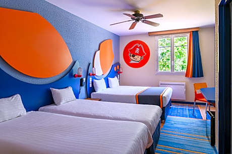 Quadruple Room with Twin Beds