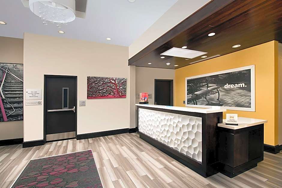 Hampton Inn By Hilton Huntsville/Village of Providence, AL