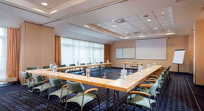 Ramada by Wyndham Hannover