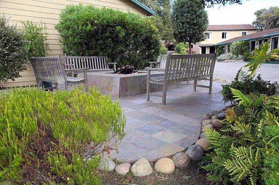 Sea Breeze Inn - Pacific Grove
