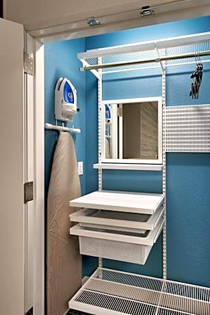 One-Bedroom King Suite with Sofa Bed