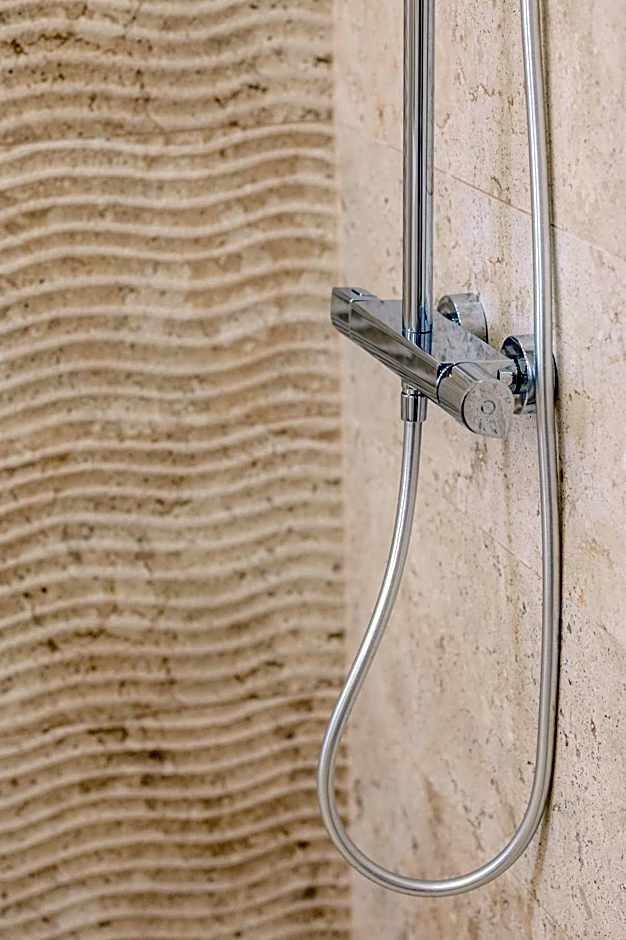 Sea Twins Luxury Aparthotel - 150 m from the beach