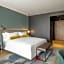 Renaissance Porto Lapa Hotel