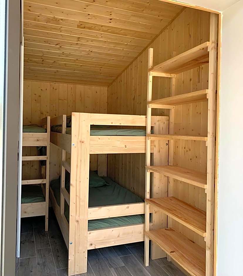 La Petite Auberge Insolite