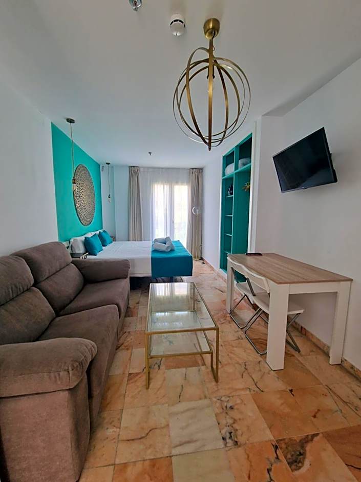 Hotel y Apartamentos Doña Lola