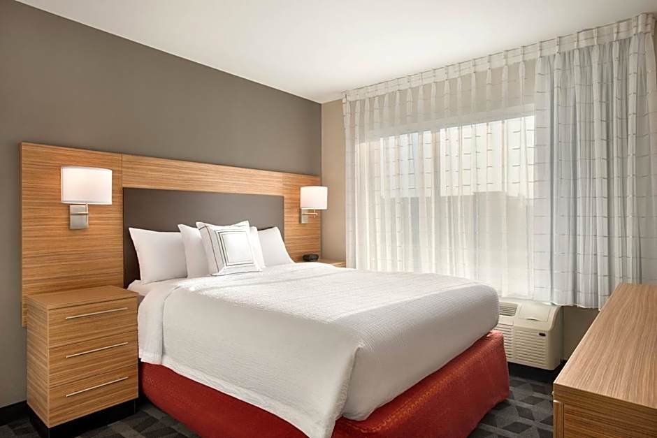 TownePlace Suites by Marriott Milwaukee Grafton