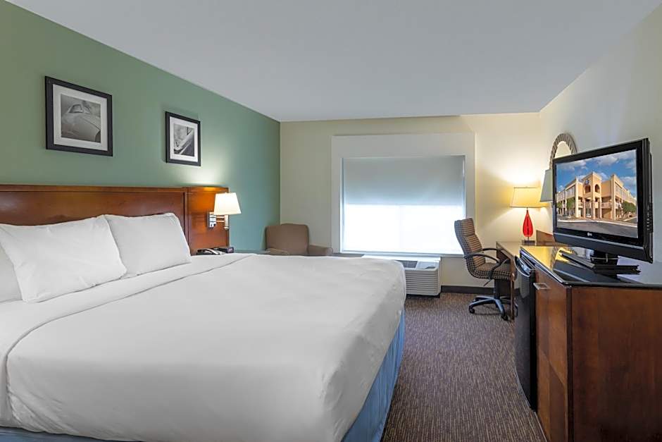 Days Inn by Wyndham Greenville