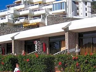 Leticia del Mar Adults Only