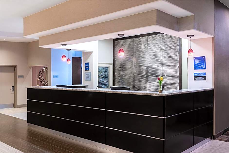 Best Western Premier NYC Gateway Hotel