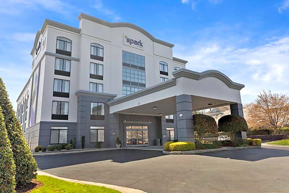 Spark by Hilton Greensboro