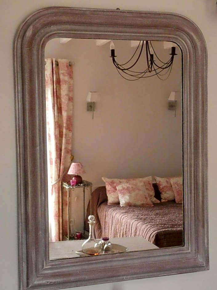 Les Petits Matins Bleus - Chambres d'hôtes "Les Pommiers"