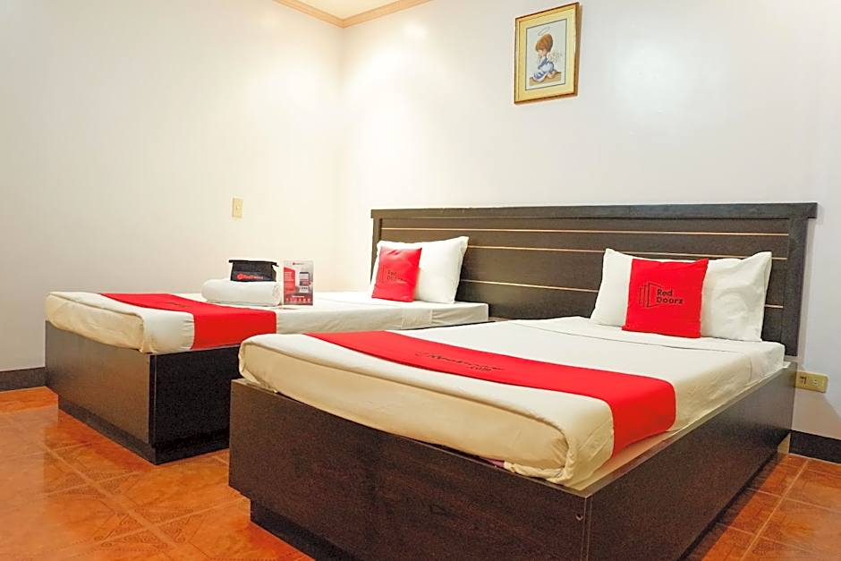 RedDoorz near Maribago Barangay Hall