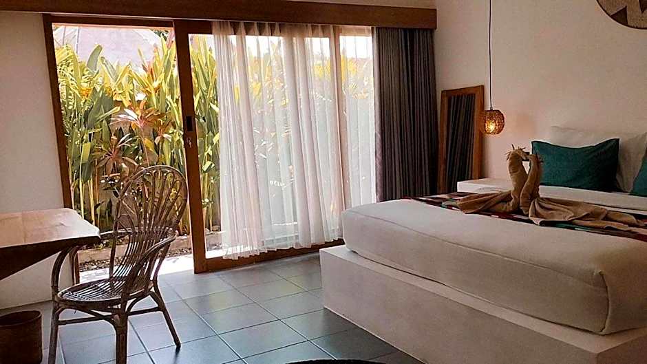 Villa Green House A tropical central 2-BR villa