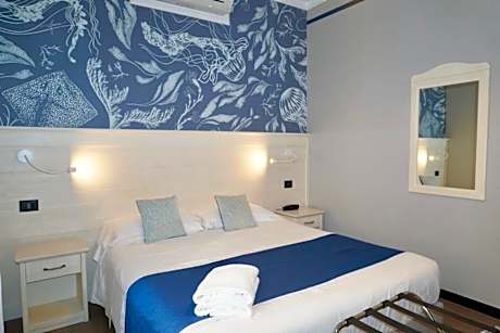 Standard Double or Twin King Room