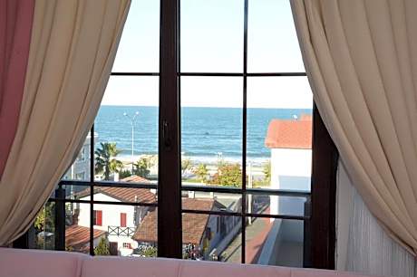 1+1 Deniz Manzaralı Lüx Apart Otel