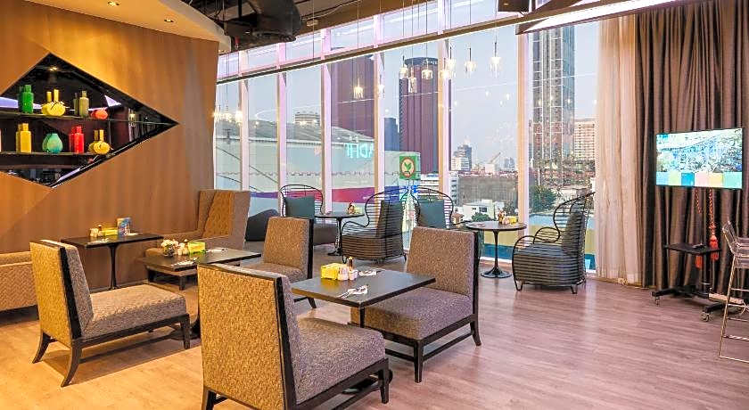 VELA Dhi GLOW Pratunam