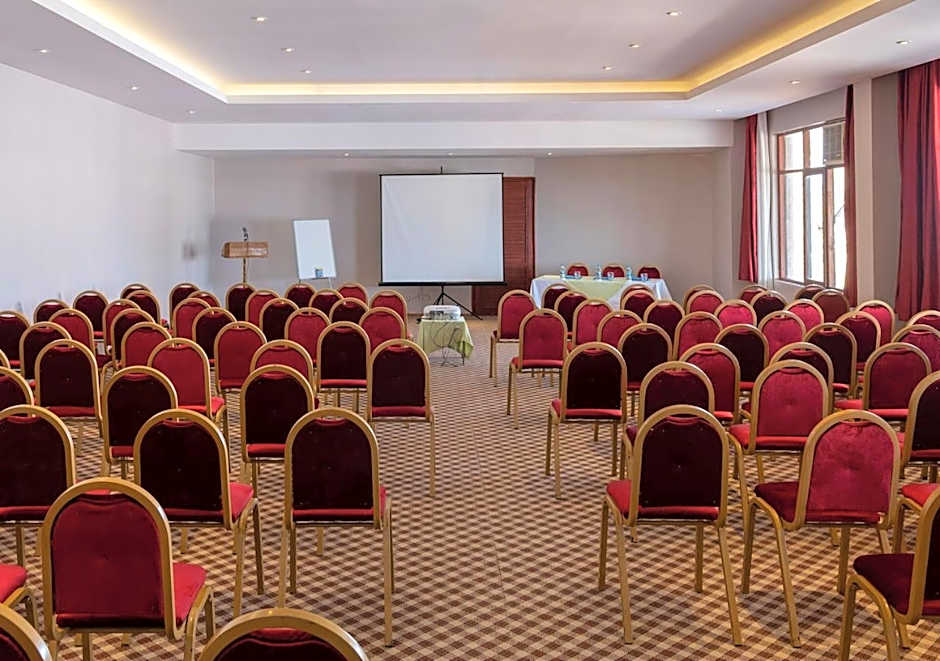 Assos Eden Gardens Hotel