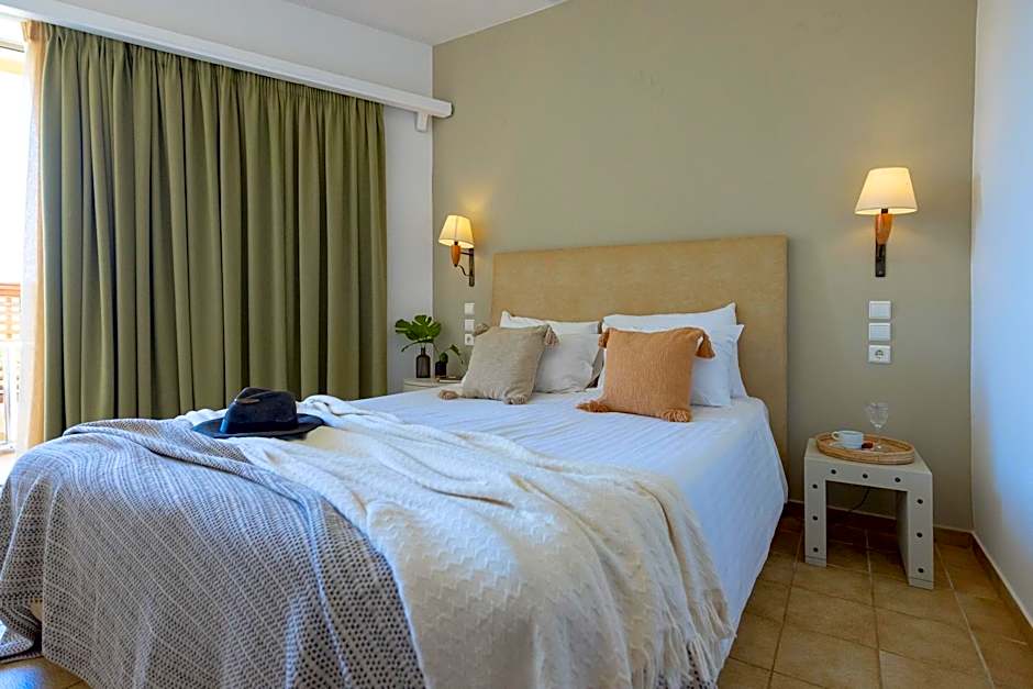 Giannoulis – Santa Marina Beach Hotel