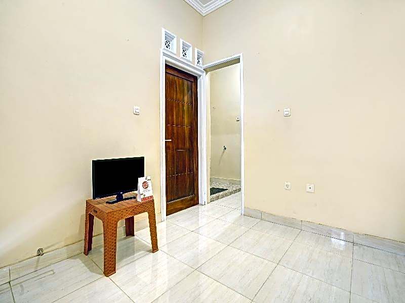 OYO 90416 Wisma Wayang Ajen Syariah