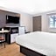 Days Inn & Suites by Wyndham Niagara Falls/Buffalo