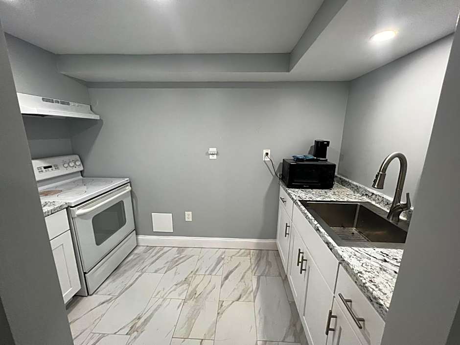 Red Roof PLUS & Suites Virginia Beach - Seaside