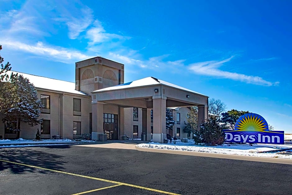 Days Inn & Suites by Wyndham Cuba