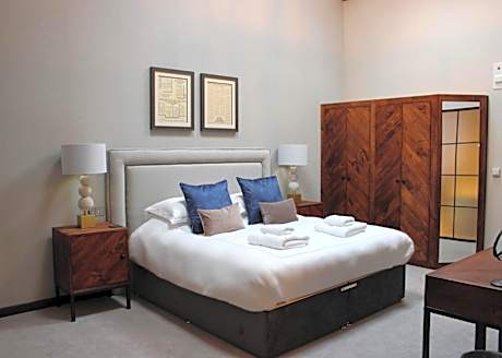 Superior Deluxe Double or Twin Room