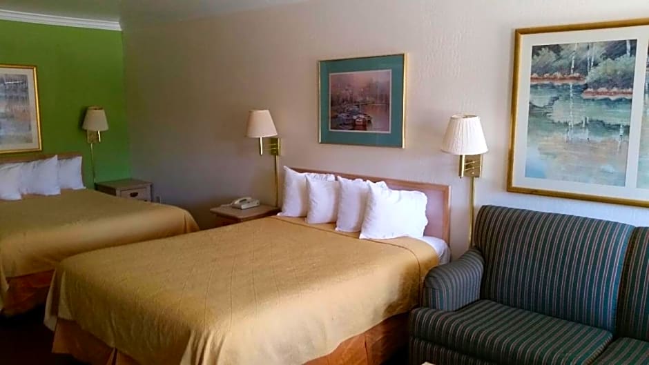 Kelseyville Motel