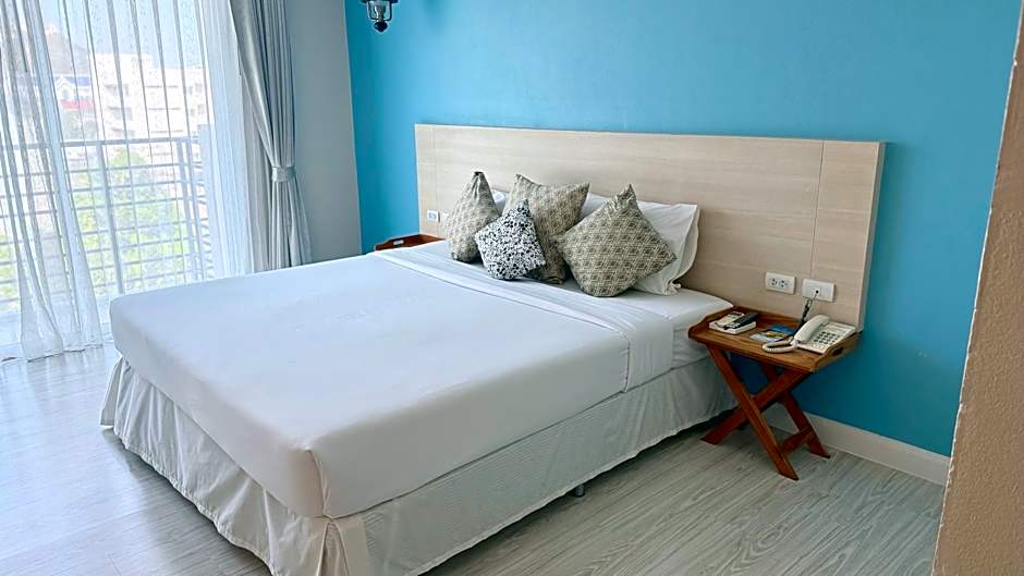 Prachuap Grand Hotel