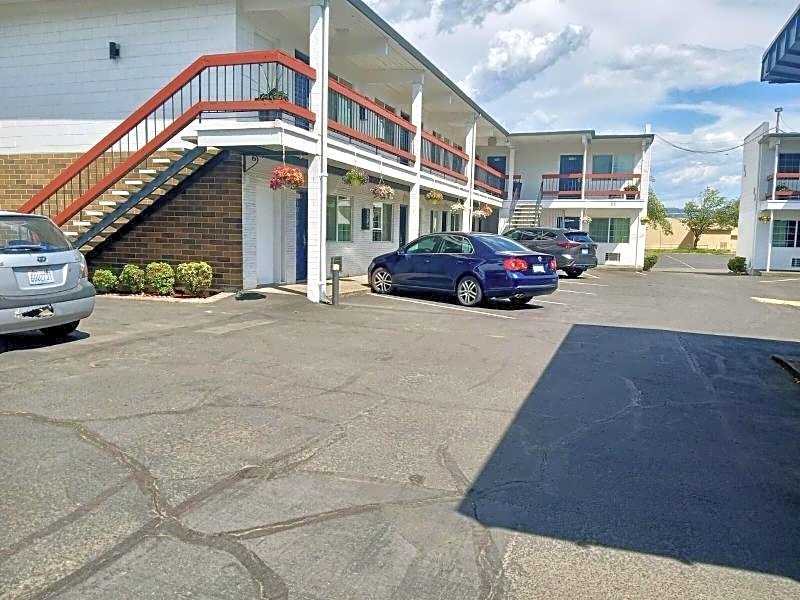 Traveler s Inn