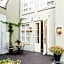 Uylenhof Hotel