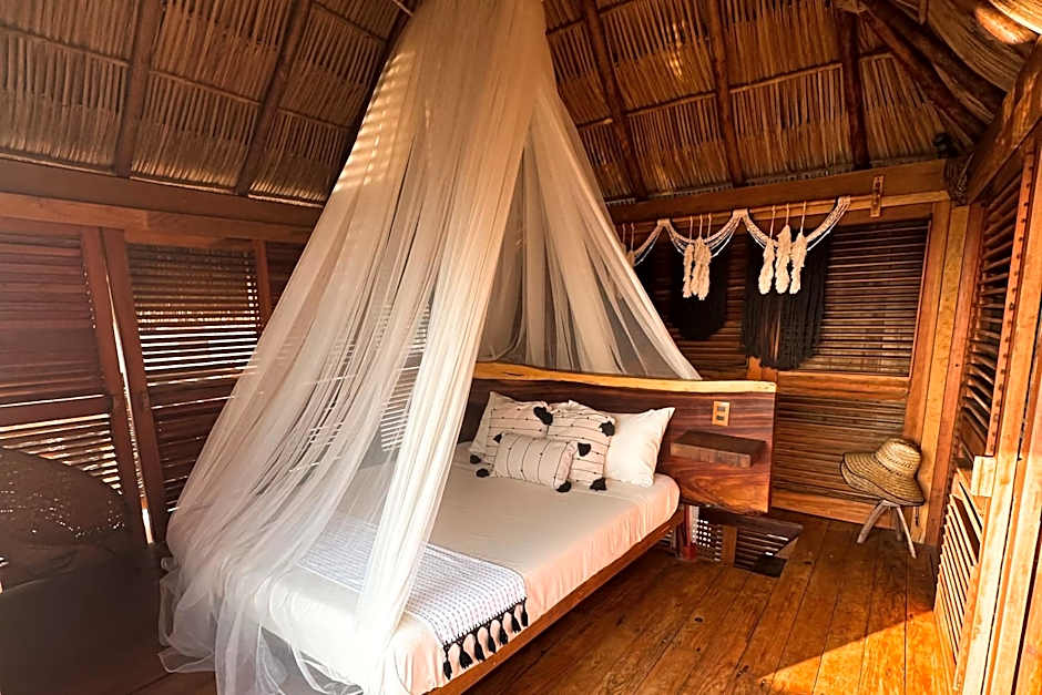 Casa UwU, Chacahua Oaxaca