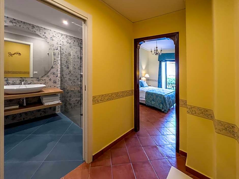 Hotel Sirius