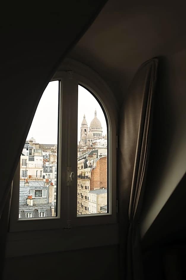 Hotel Carlton's Montmartre