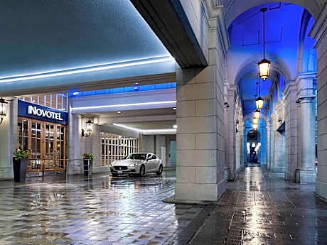 Novotel Toronto Centre