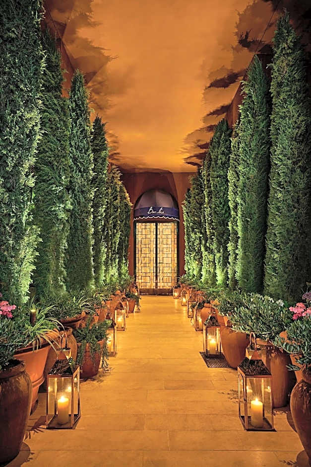 The Hollywood Grande, Autograph Collection