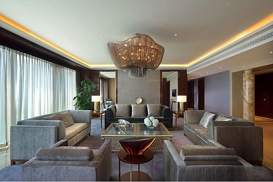 Sheraton Shenyang South City Hotel