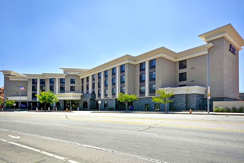 Hampton Inn By Hilton & Suites Los Angeles Burbank Airport