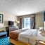 Wingate by Wyndham Chicago Schaumburg
