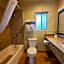 Quality Inn & Suites Anaheim At The Park