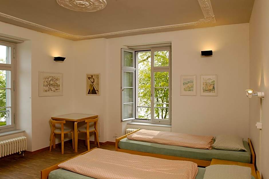 Richterswil Youth Hostel